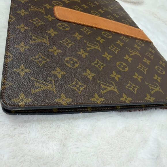 Louis Vuitton Rare Vintage Monogram Lena Portfolio Clutch - Picture 7 of 8